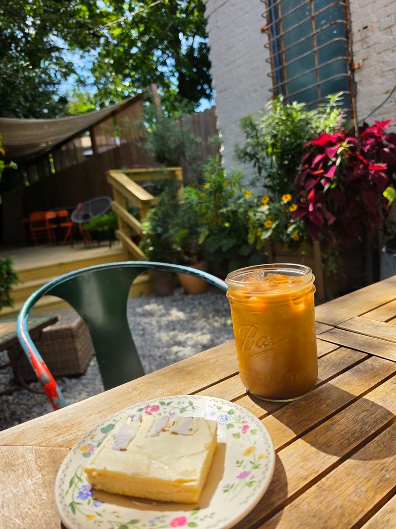 Scout Cafe in Wilmington: Cider Coffee and Fall Treat