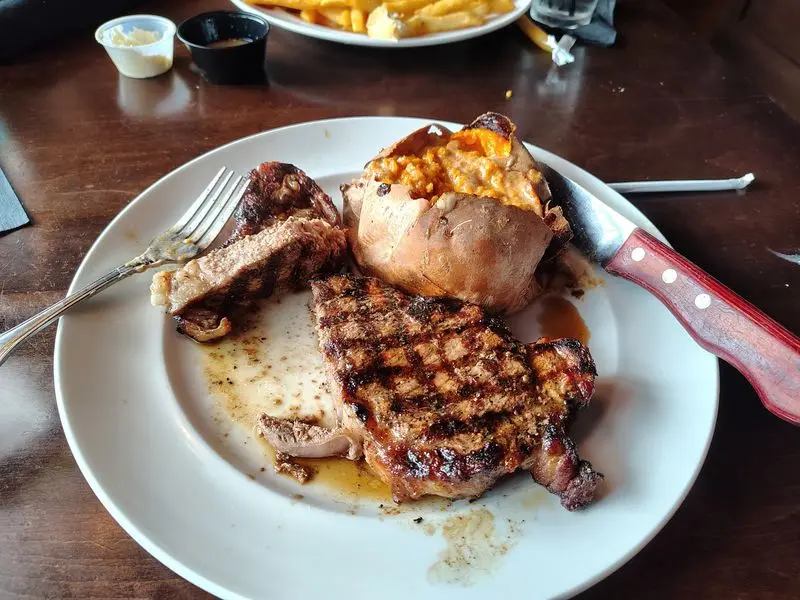 Brown Derby Wood Fired Steakhouse - Streetsboro
