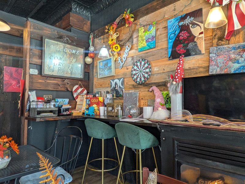 Common Grounds, Waterbury, New Haven County