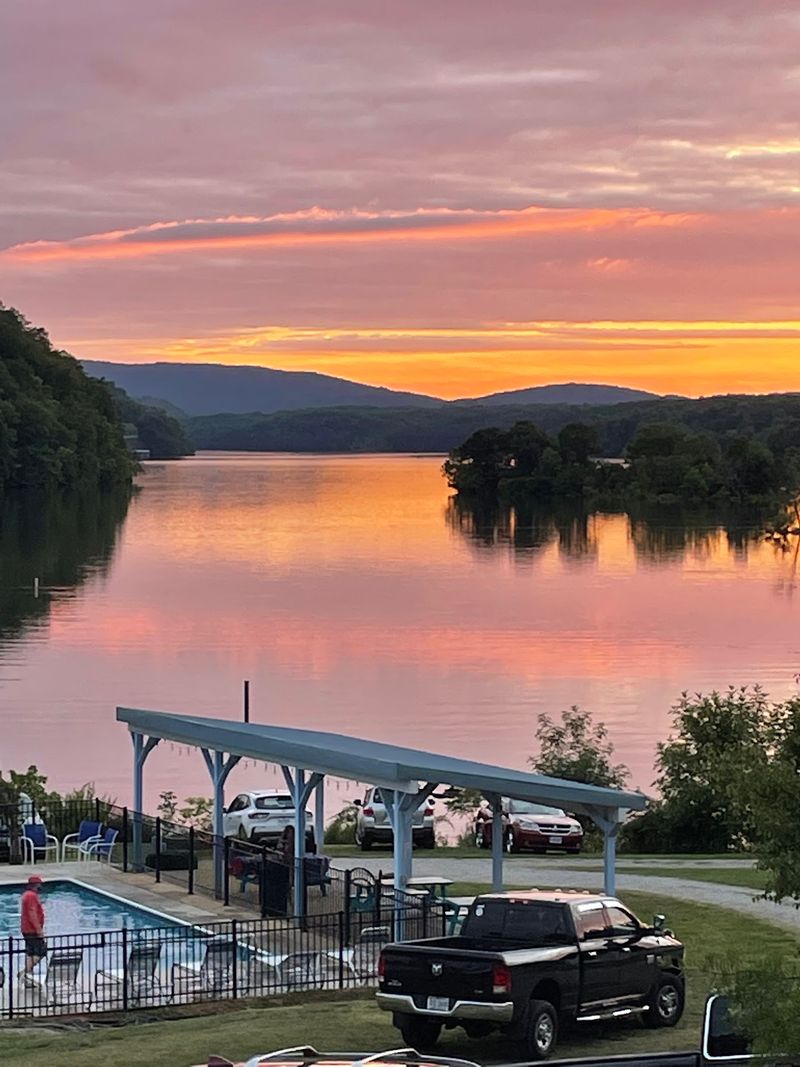 Leesville Lake