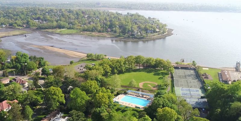 Great Neck Estates
