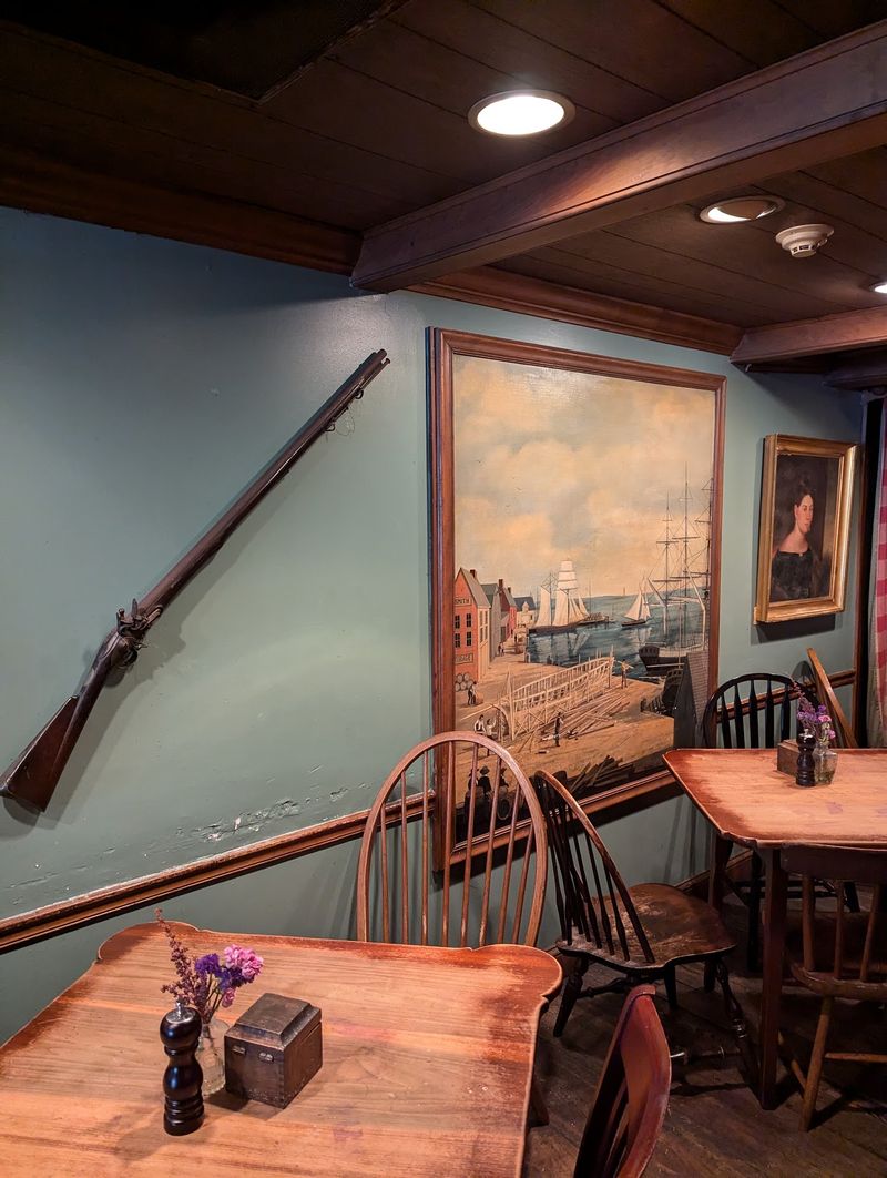 Experience Old New Castle's Colonial Atmosphere