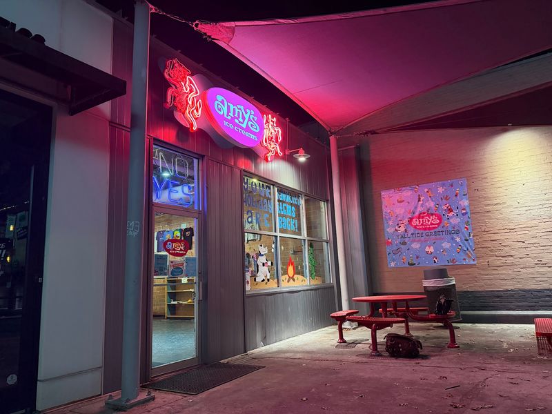 Amy's Ice Creams - Austin