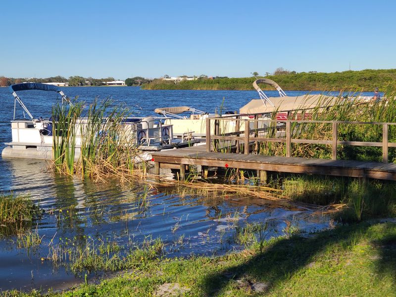 Lake Days Shape the Daily Rhythm