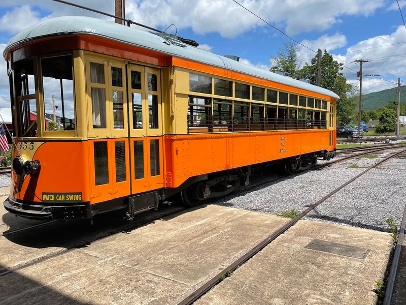 Discover Trolleys From Different Places And Eras