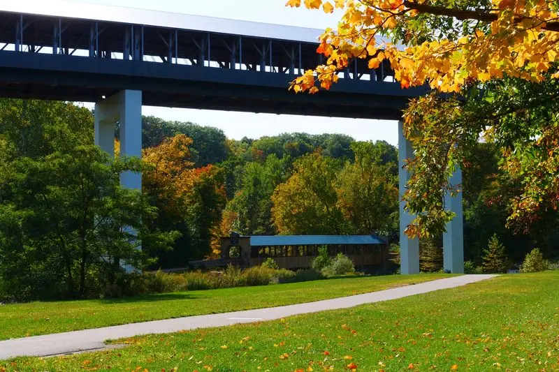 See the Big Bridge from Below