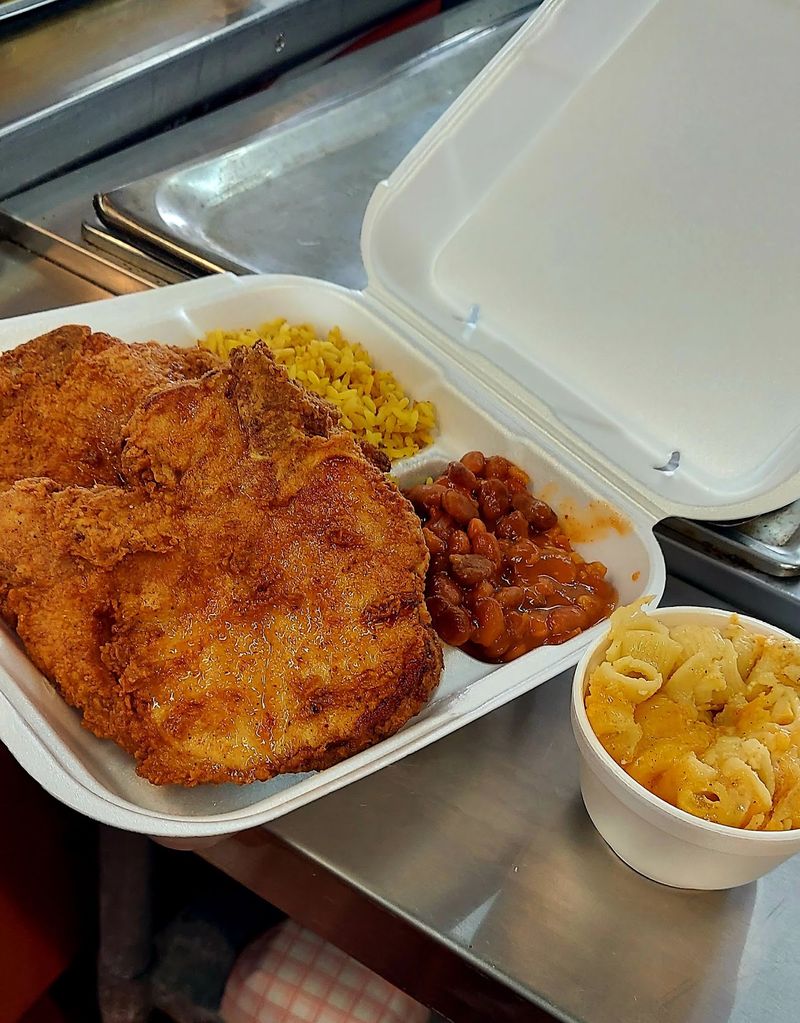 Grab A Meal Or Snack Without Leaving The Market