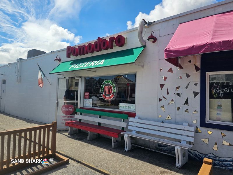 Pomodoro Pizzeria - Bethany Beach