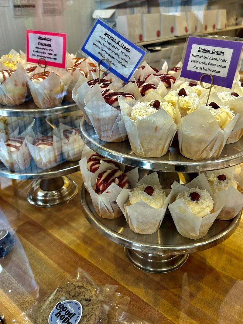 Scratch Cupcakery - Coralville