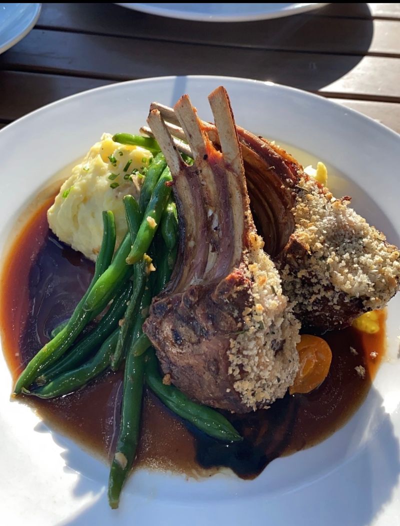 Menu That Goes Beyond Seafood Standards