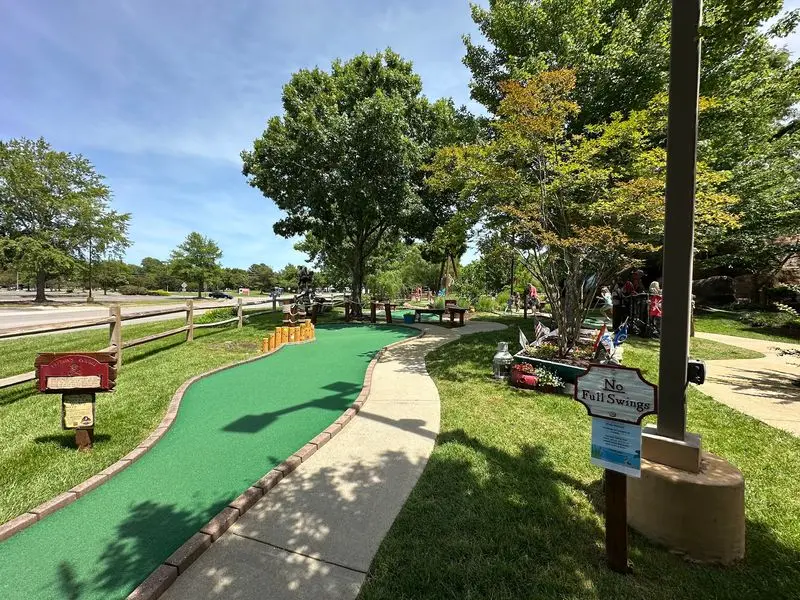 Adventure Park Golf, Williamsburg, James City County