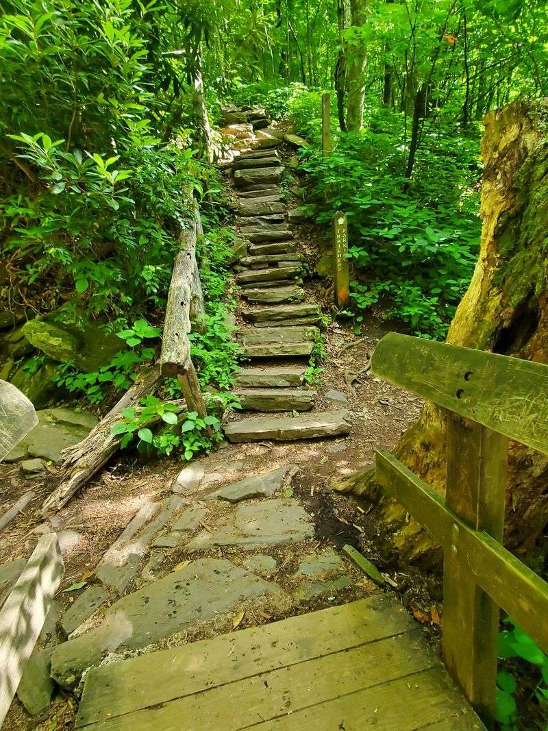 Crabtree Falls Trail, Little Switzerland and McDowell County,