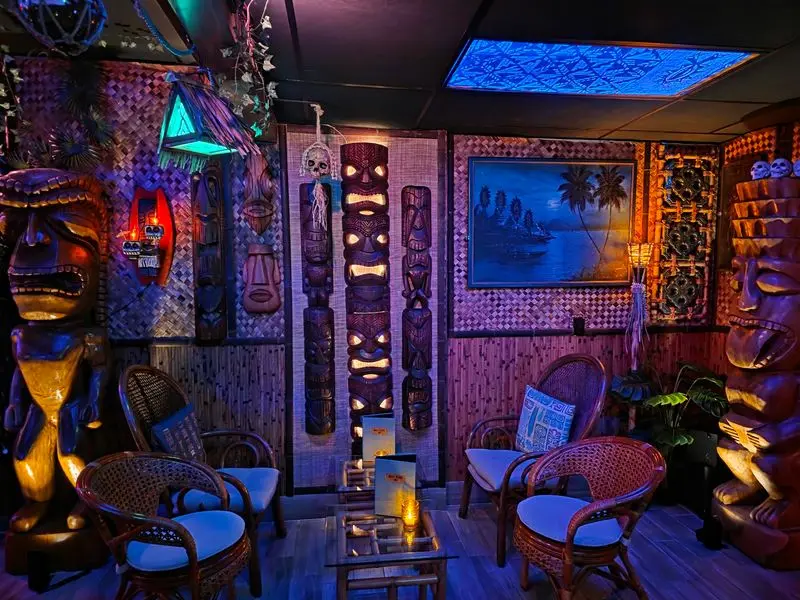 Waycaster Tiki - South Lyon