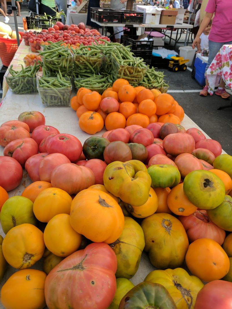 Pair Craft Browsing With Fresh Market Finds