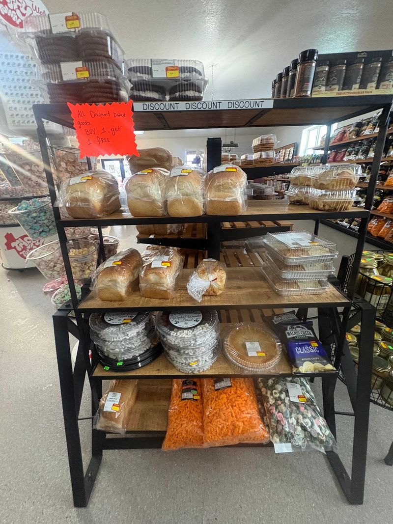 Plain Countryside Kitchen, Mio, Oscoda County