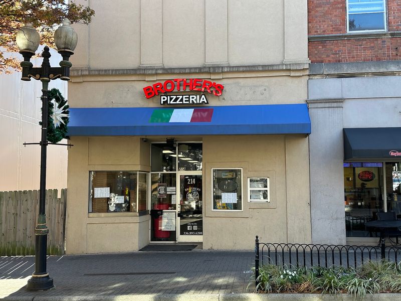 Brothers Pizzeria - Winston-Salem