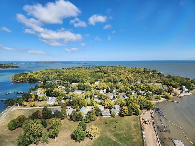 Put-in-Bay and Lake Erie Islands - Port Clinton to South Bass Island