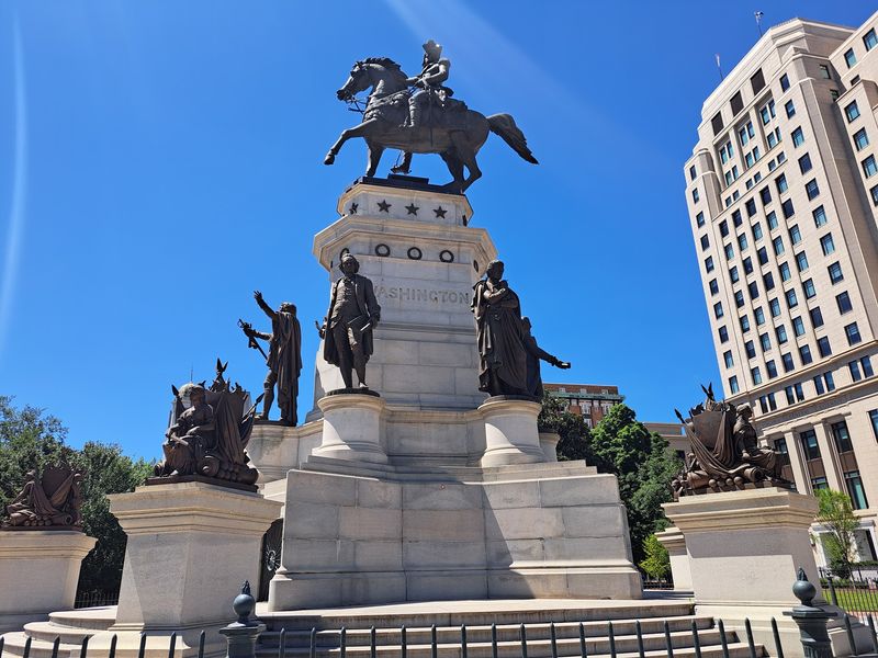 Virginia State Capitol, Richmond - Lincoln