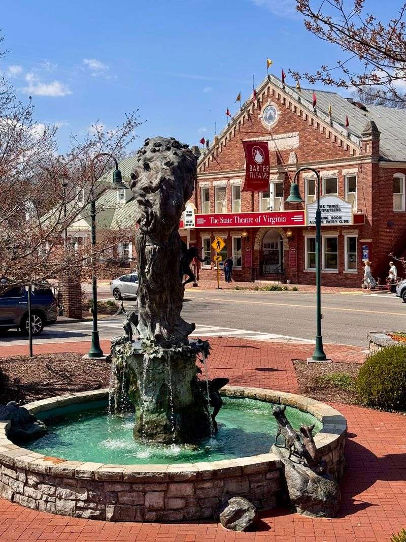 Arts, Trails, and a Famous Stage - Abingdon, Washington County