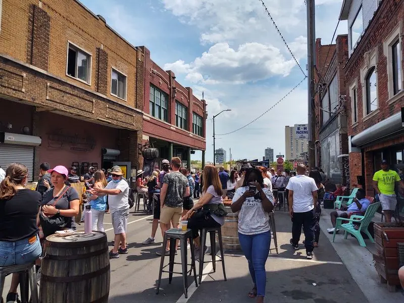 Smart Tips For Navigating Big Crowds
