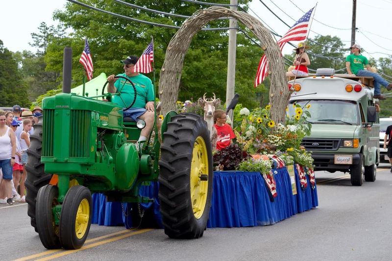 South Coast Harvest Festival: Stay Until the Lights Come On