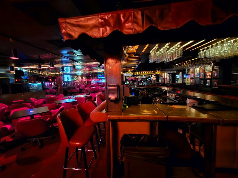 Johnny's Hideaway - Atlanta