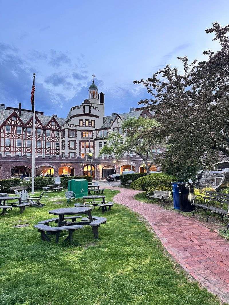 Scarsdale