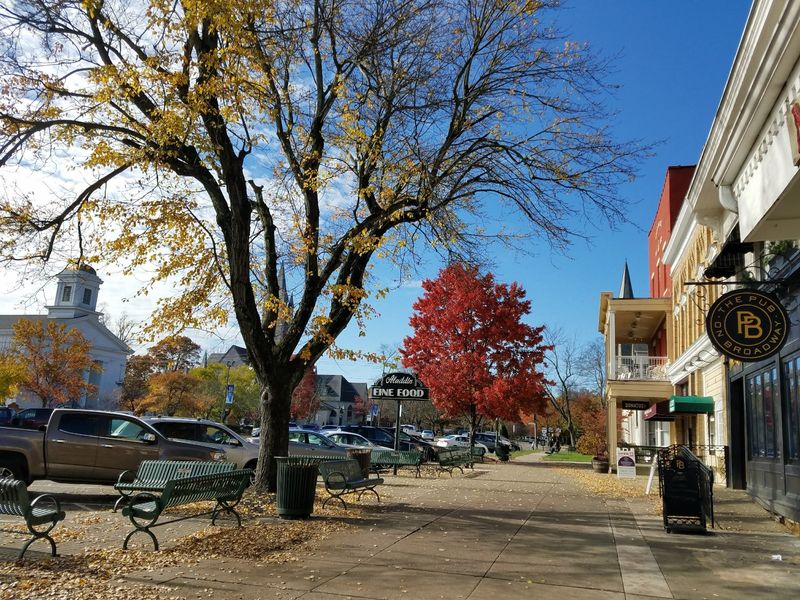 Broadway Gets Its Autumn Close-Up
