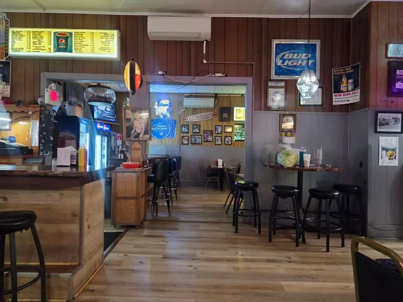 A Tavern That Feels Like Waldo