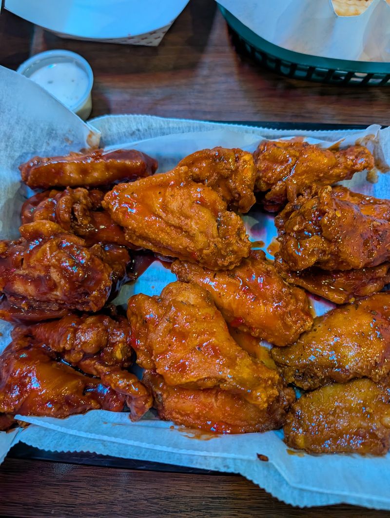 TomKen's Bar & Grill - West Allis