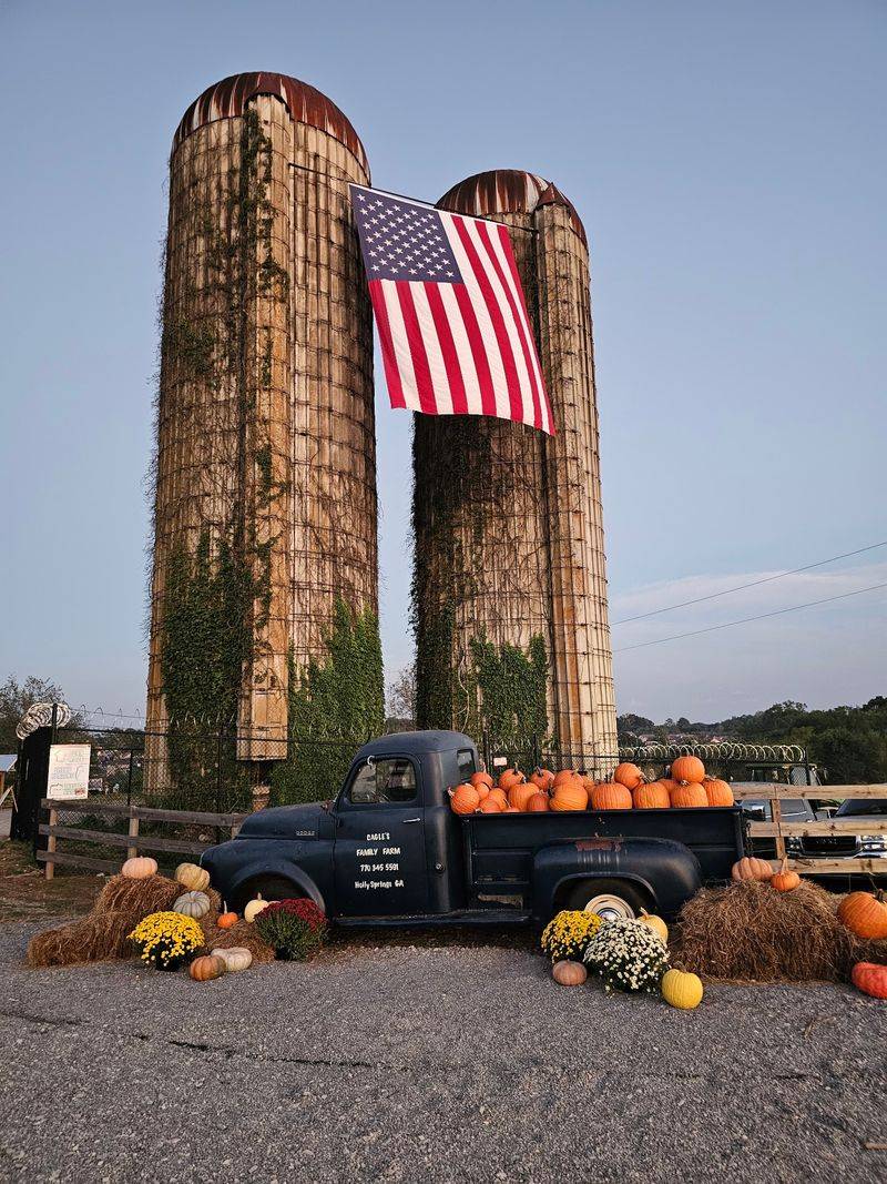 Cagle's Family Farm, Canton, Cherokee County