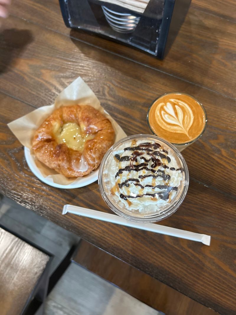 Pumpkin Spice Latte + Pumpkin Roll at Ocala-Area Coffee Shops and Bakeries