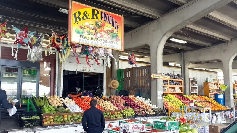 Big Market, Small Budget in Forest Park