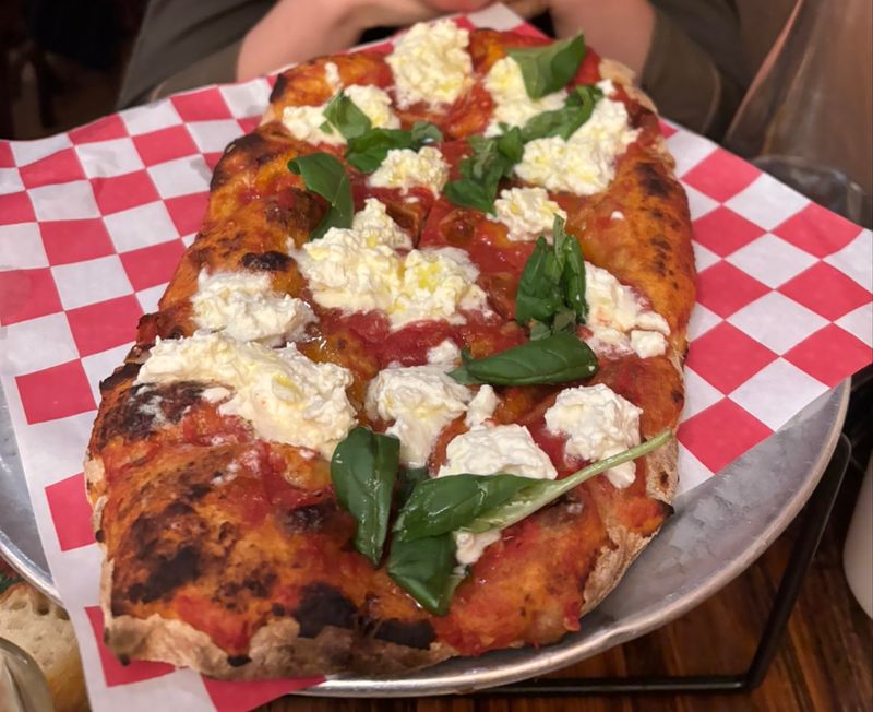 Stracci Pizza - Alexandria
