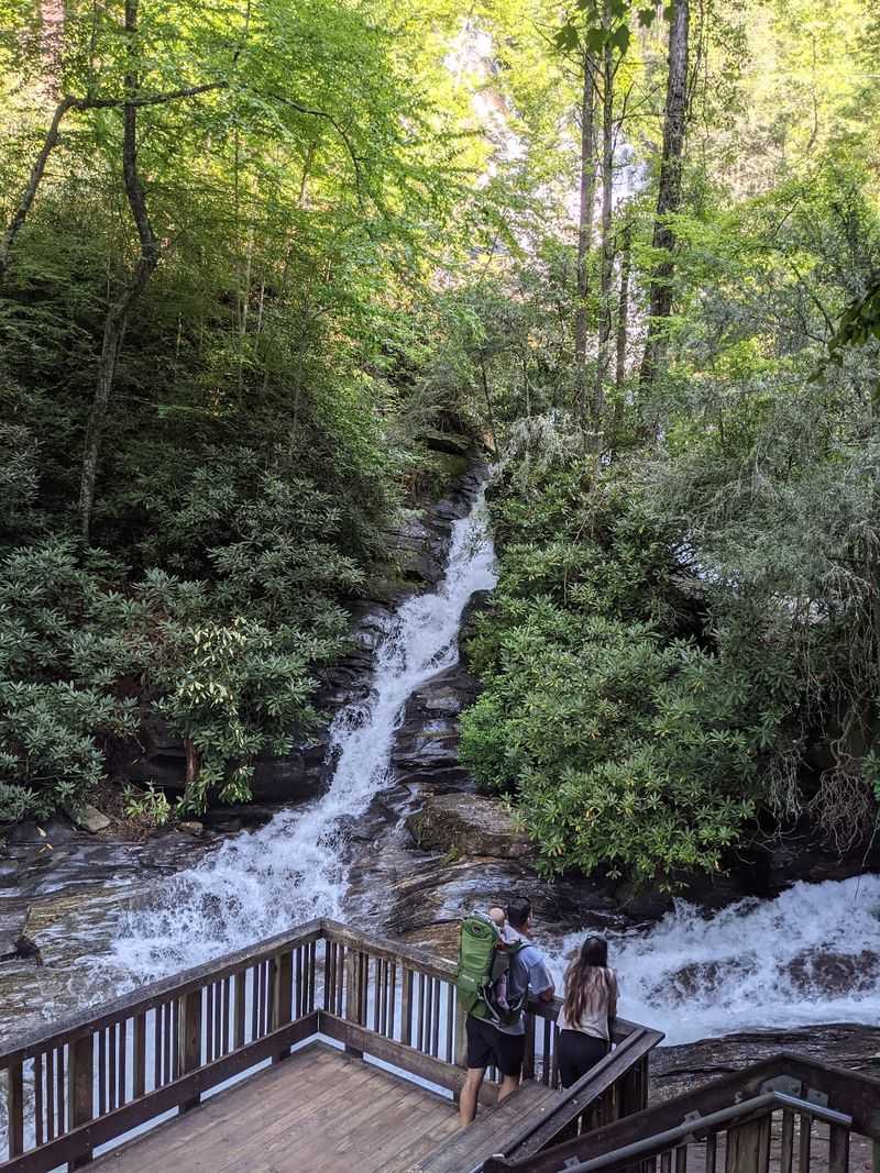 Dukes Creek Falls - A Short Hike to a Mountain Cascade