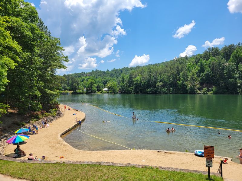 Tallulah Gorge State Park - Tallulah Falls