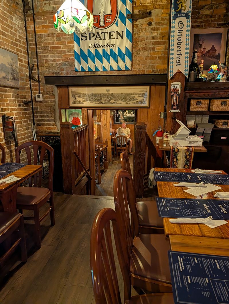 Cozy Service With Old-World Touches