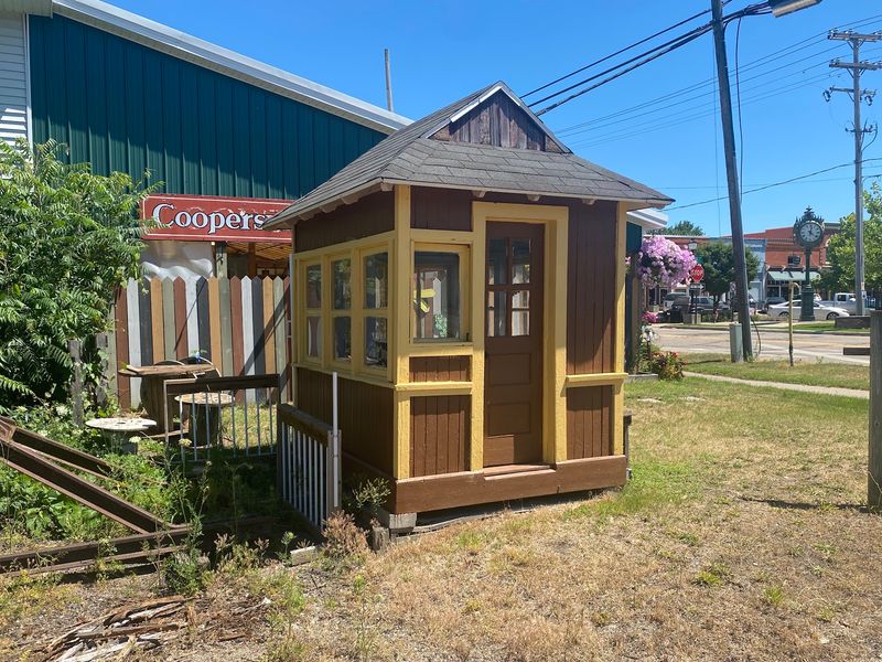 Start at the Coopersville Station