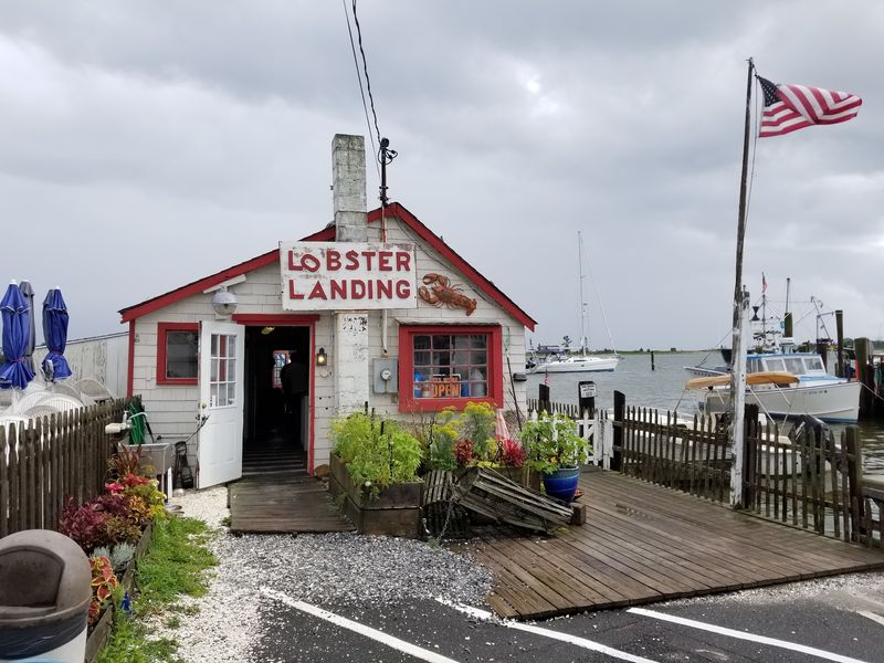 Lobster Landing - Clinton