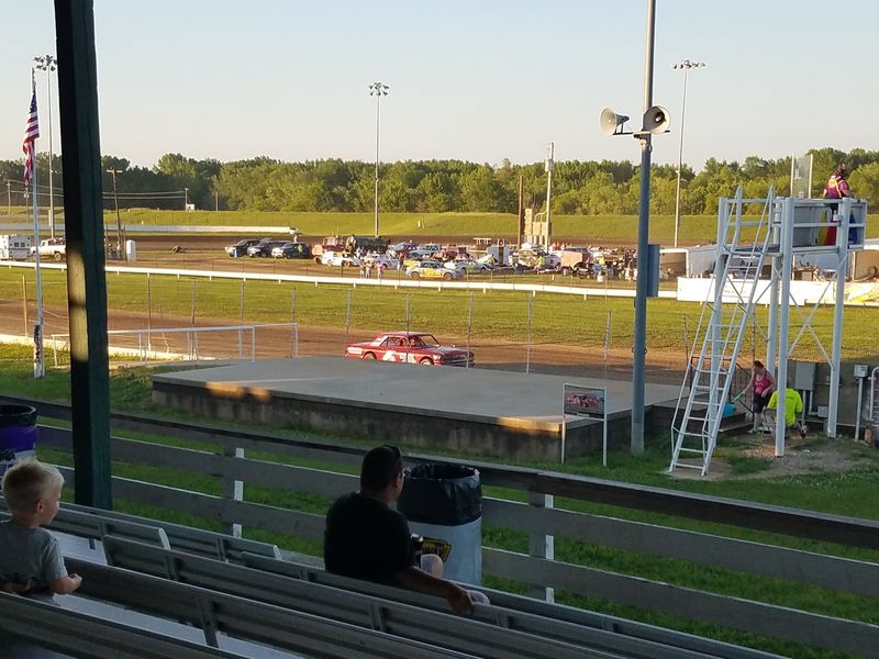 CJ Raceway, Blue Grass, Scott County