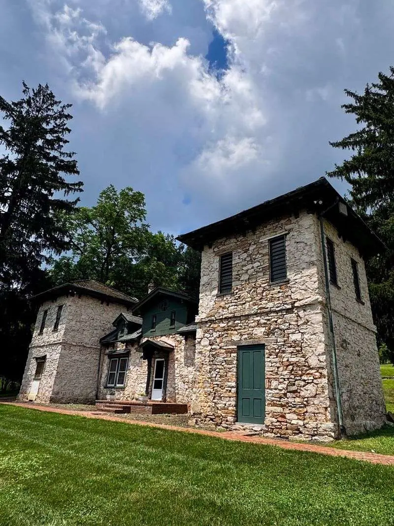 History, Trails, and a Lively Downtown - Leesburg, Loudoun County
