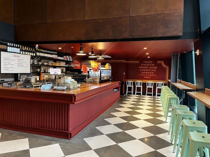 Al Volo - Italian Sandwiches & Pasta | Pier 57 - New York City