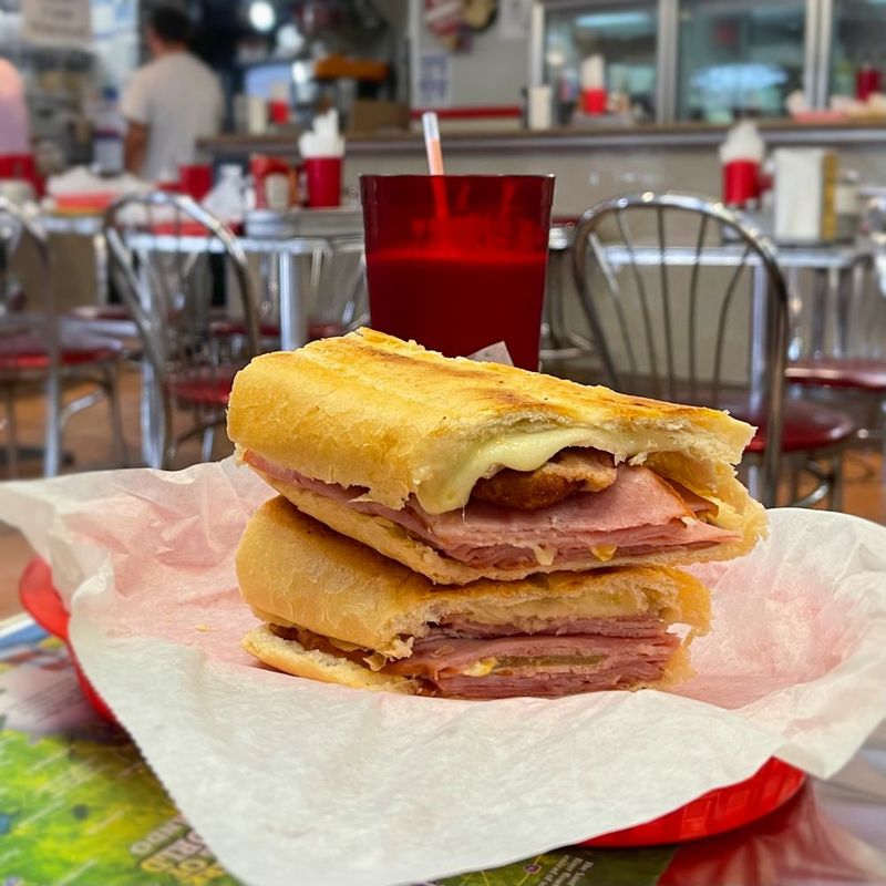 Enriqueta's Sandwich Shop, Miami, Miami-Dade County