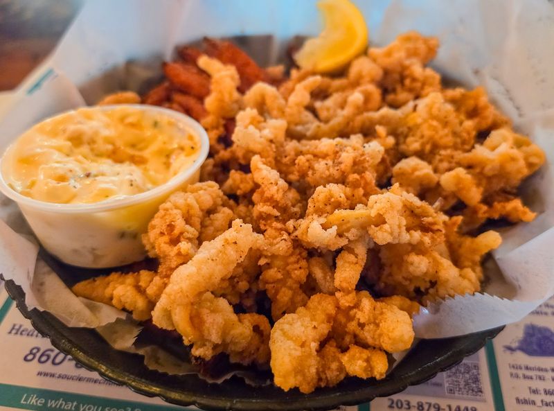 Sam the Clam Pub & Grub - Plantsville