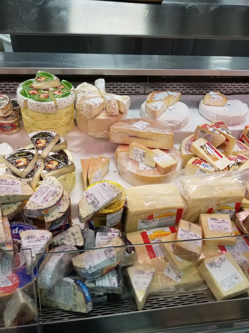 Meat Cases for Everyday Meals and Bold Experiments