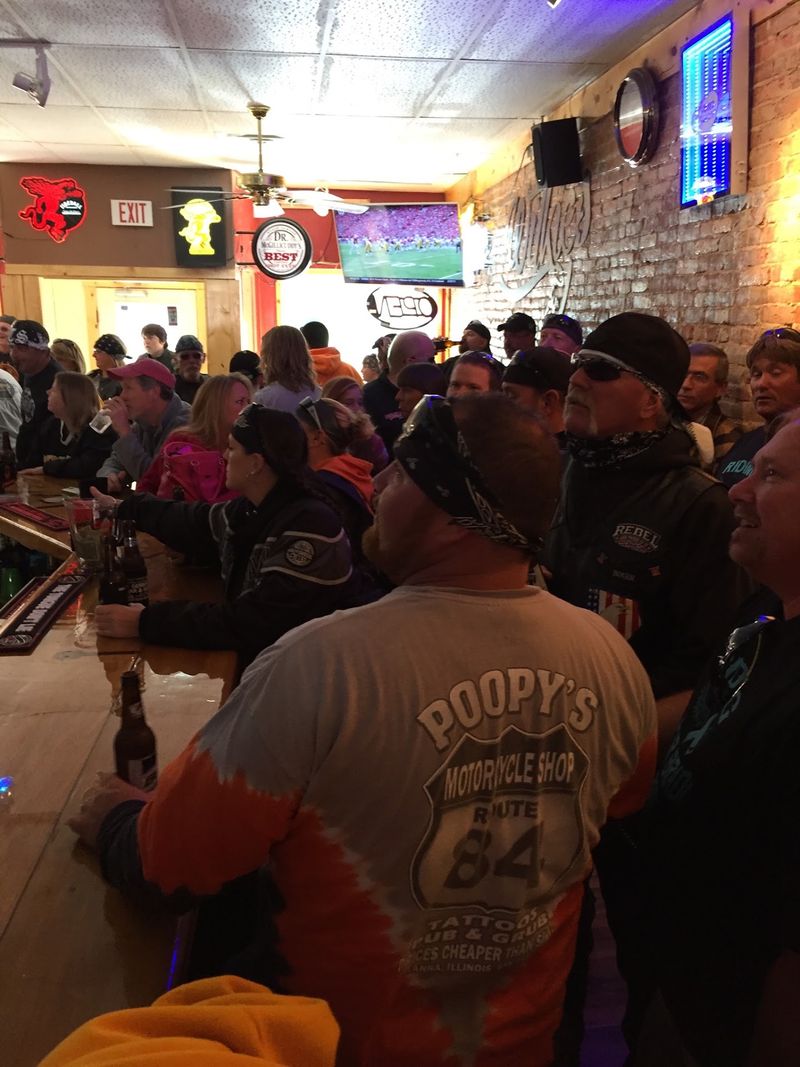 A Game Night Room Where Locals and Visitors Mix