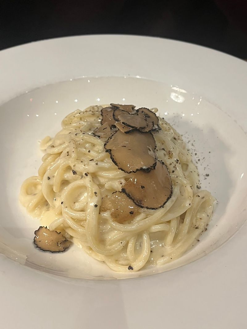 Cacio e Pepe With a Little Drama
