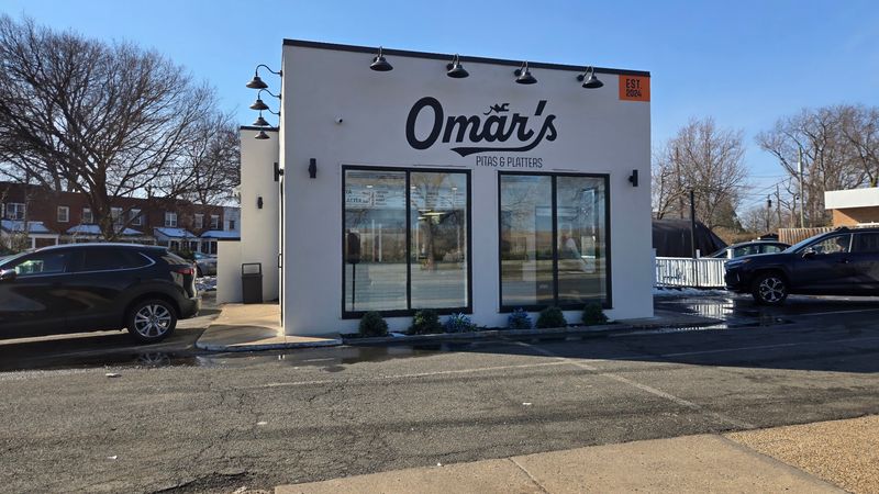 Omar's Pitas & Platters - Alexandria