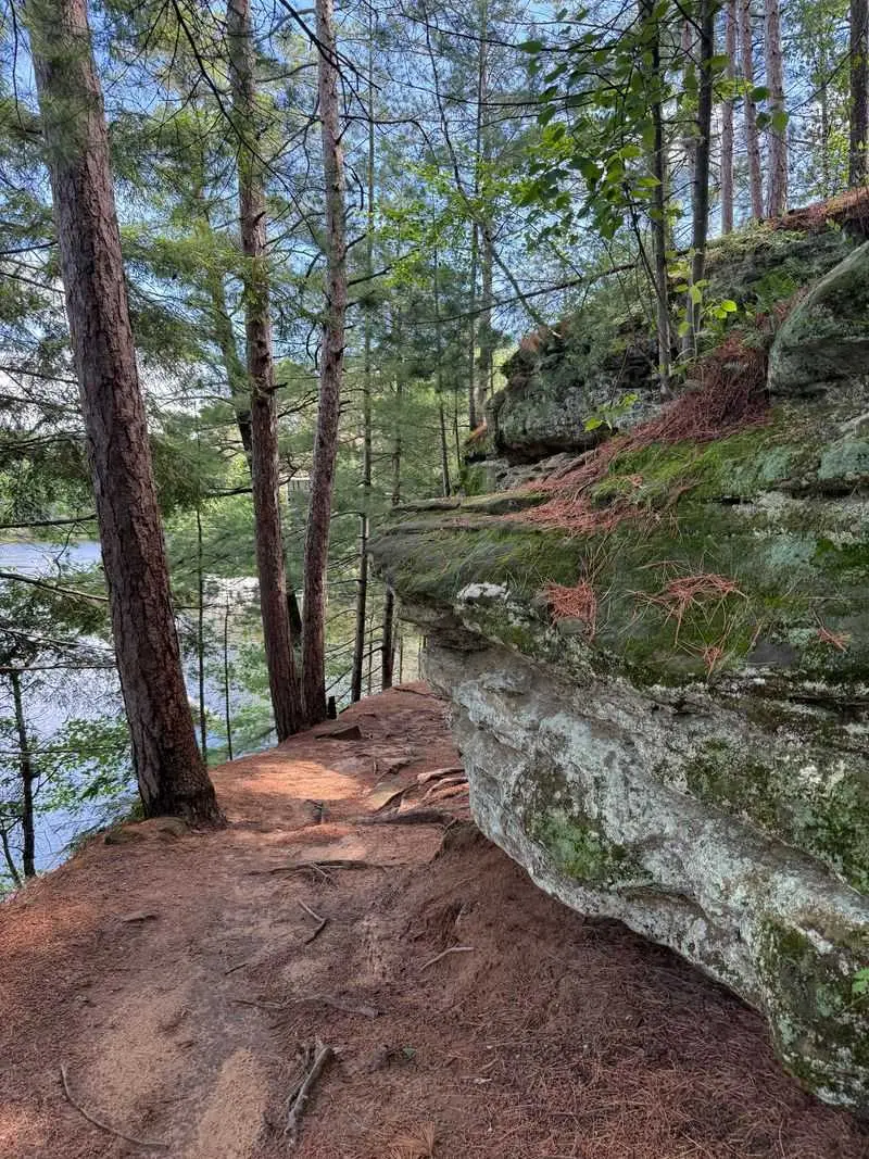 Mirror Lake State Park - A Quiet Lake Surrounded by Sandstone Cliffs