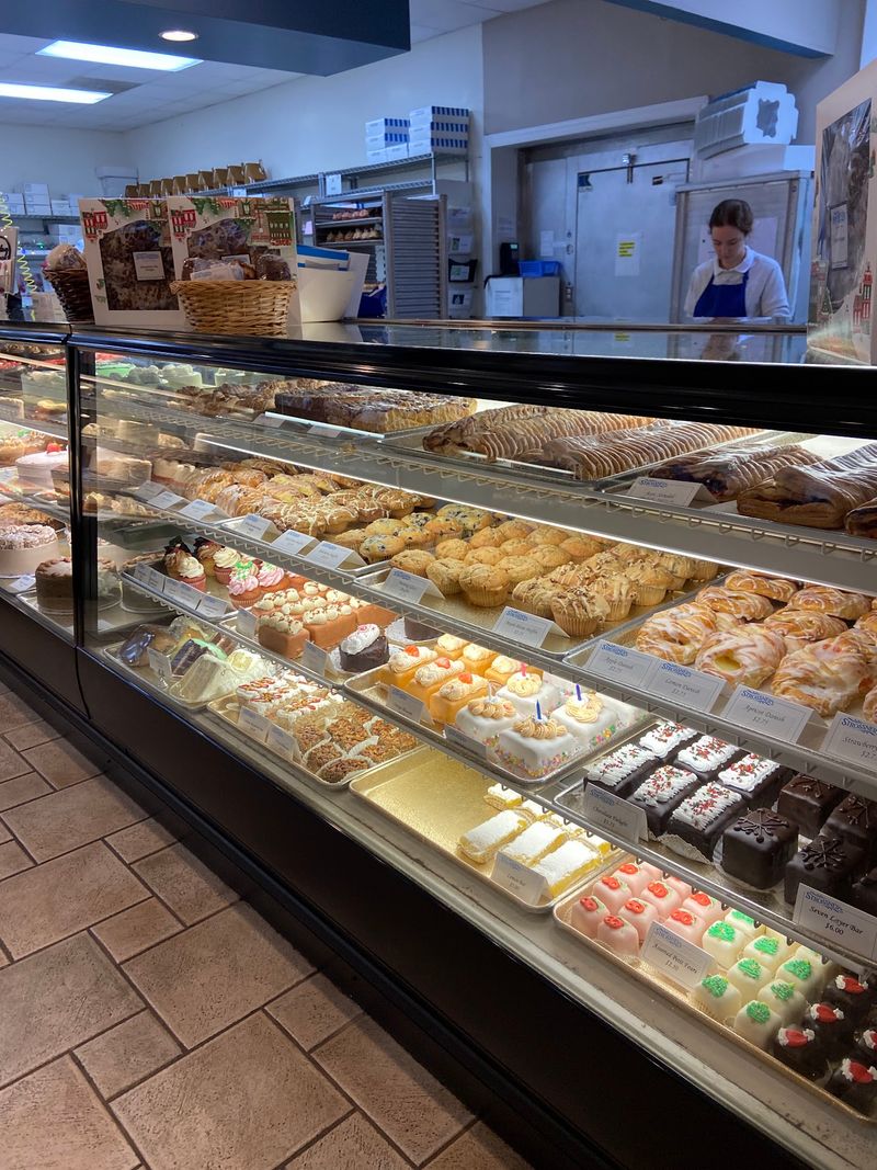Old-School Sweetness at Strossner's
